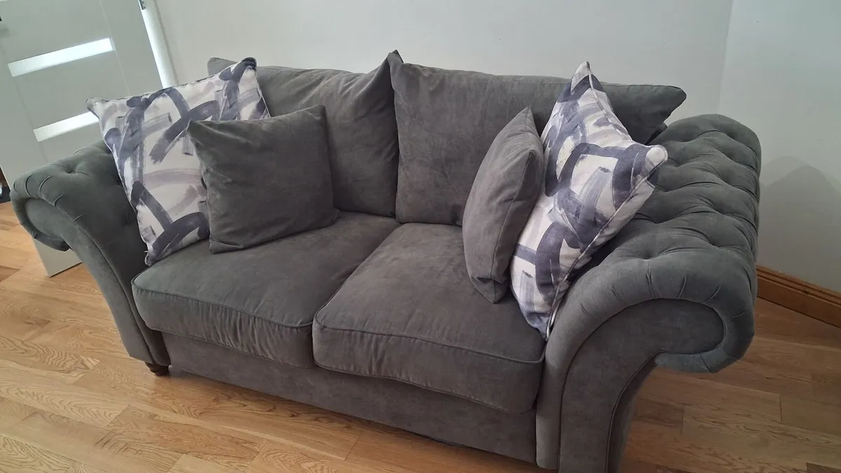 Suite  furniture - Image 2