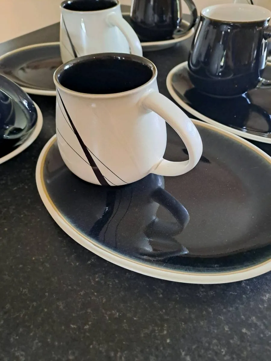 Denby mugs & buffet saucers - Image 4