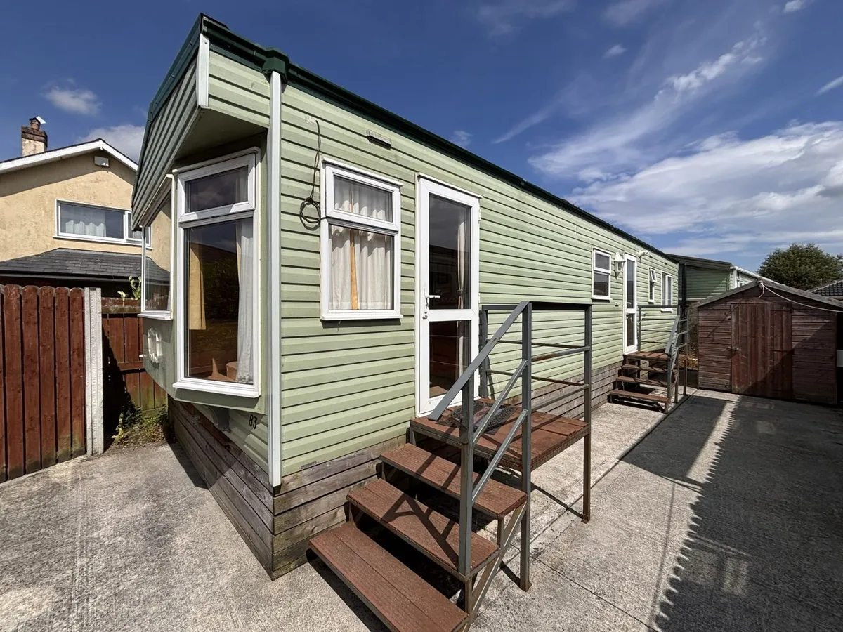 Mobile Home 40 ft by 12 ft - Image 2