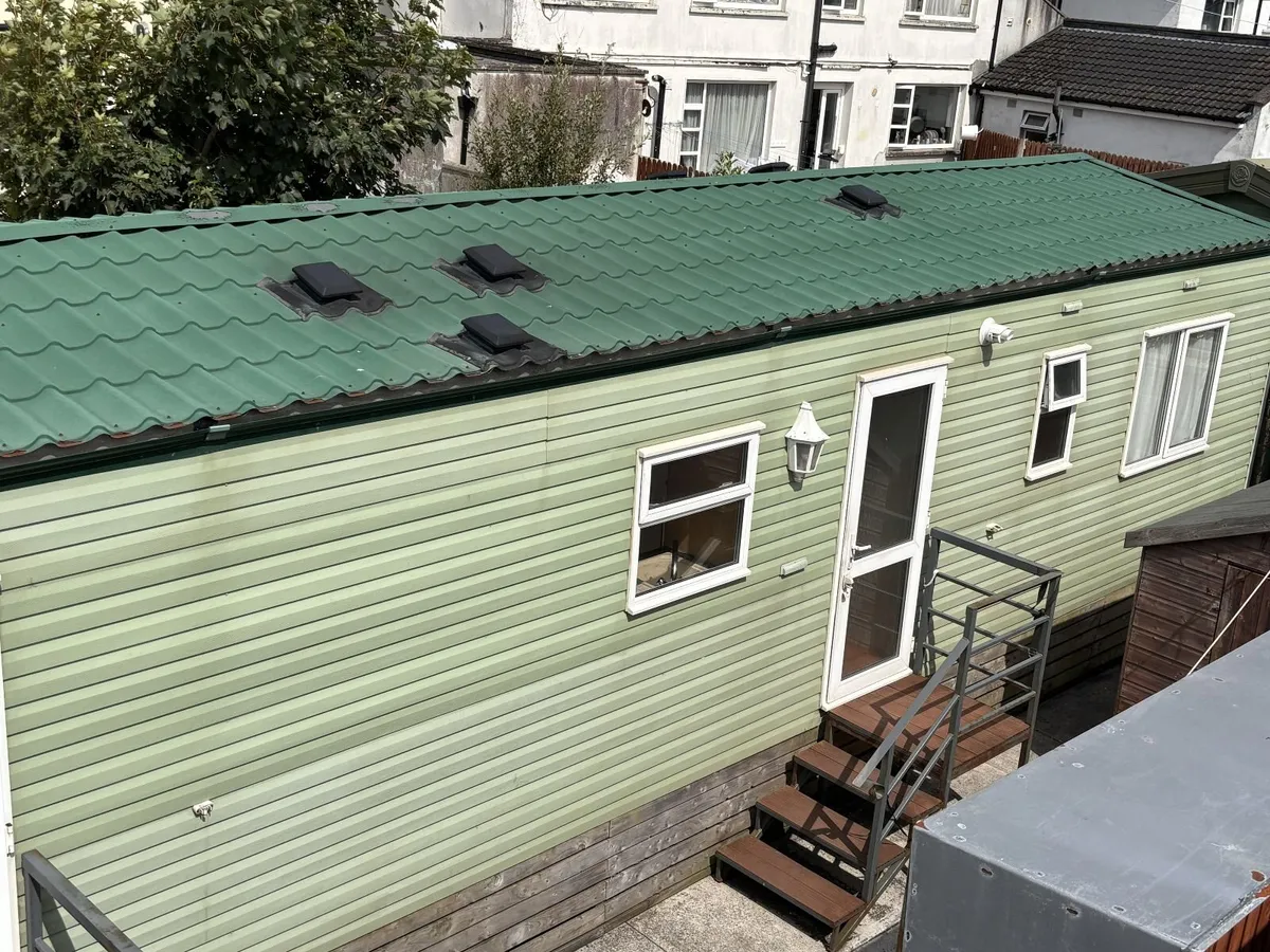 Mobile Home 40 ft by 12 ft - Image 3