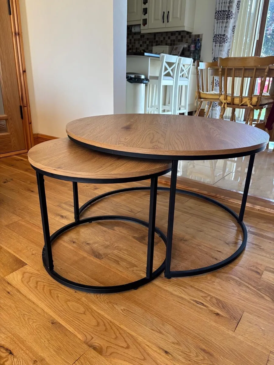 Oak Nesting Coffee Tables - Image 2