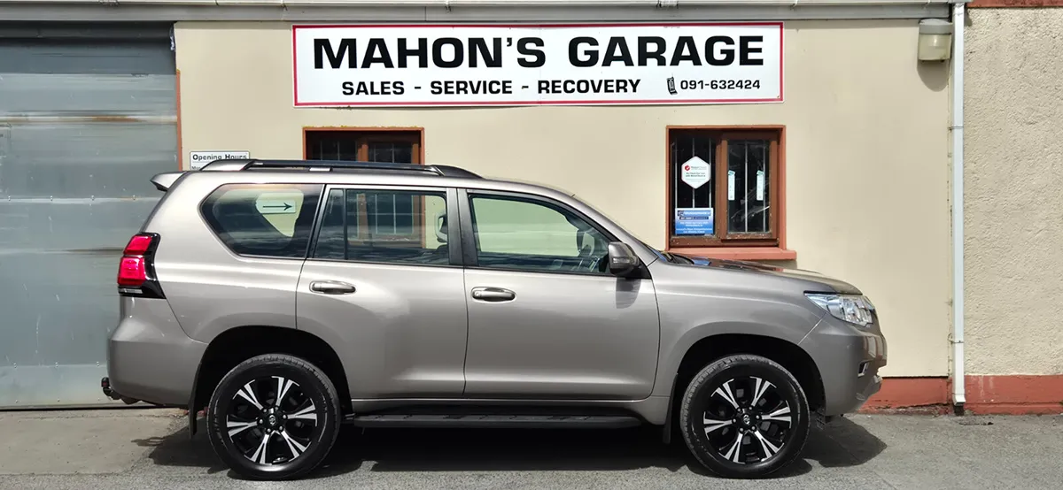 Toyota Land Cruiser 2018 Business Class  Plus Vat - Image 2