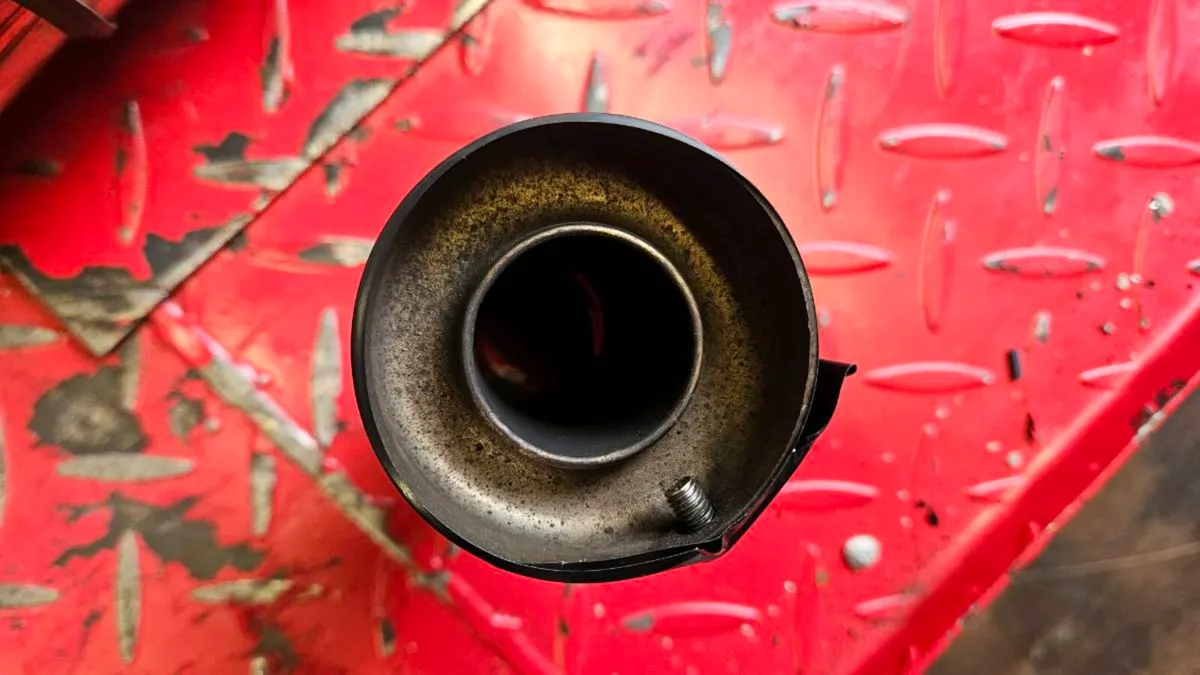 Dominator exhaust for Africa Twin RD07 XRV750 - Image 4
