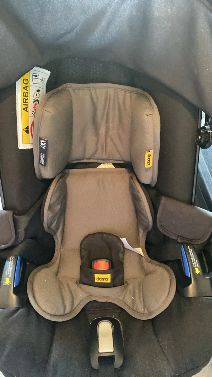 Baby car seat/stroller - Image 2