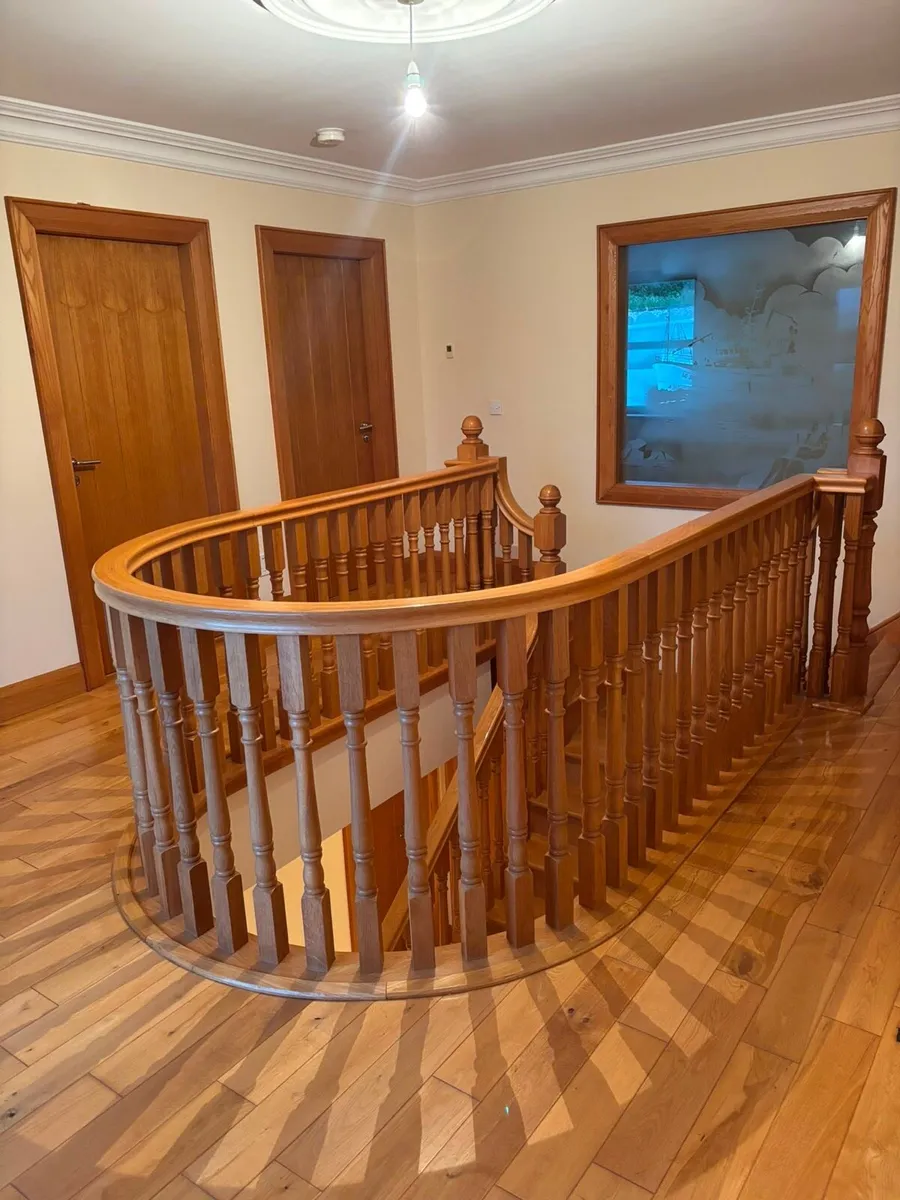Solid oak stairs - Image 1