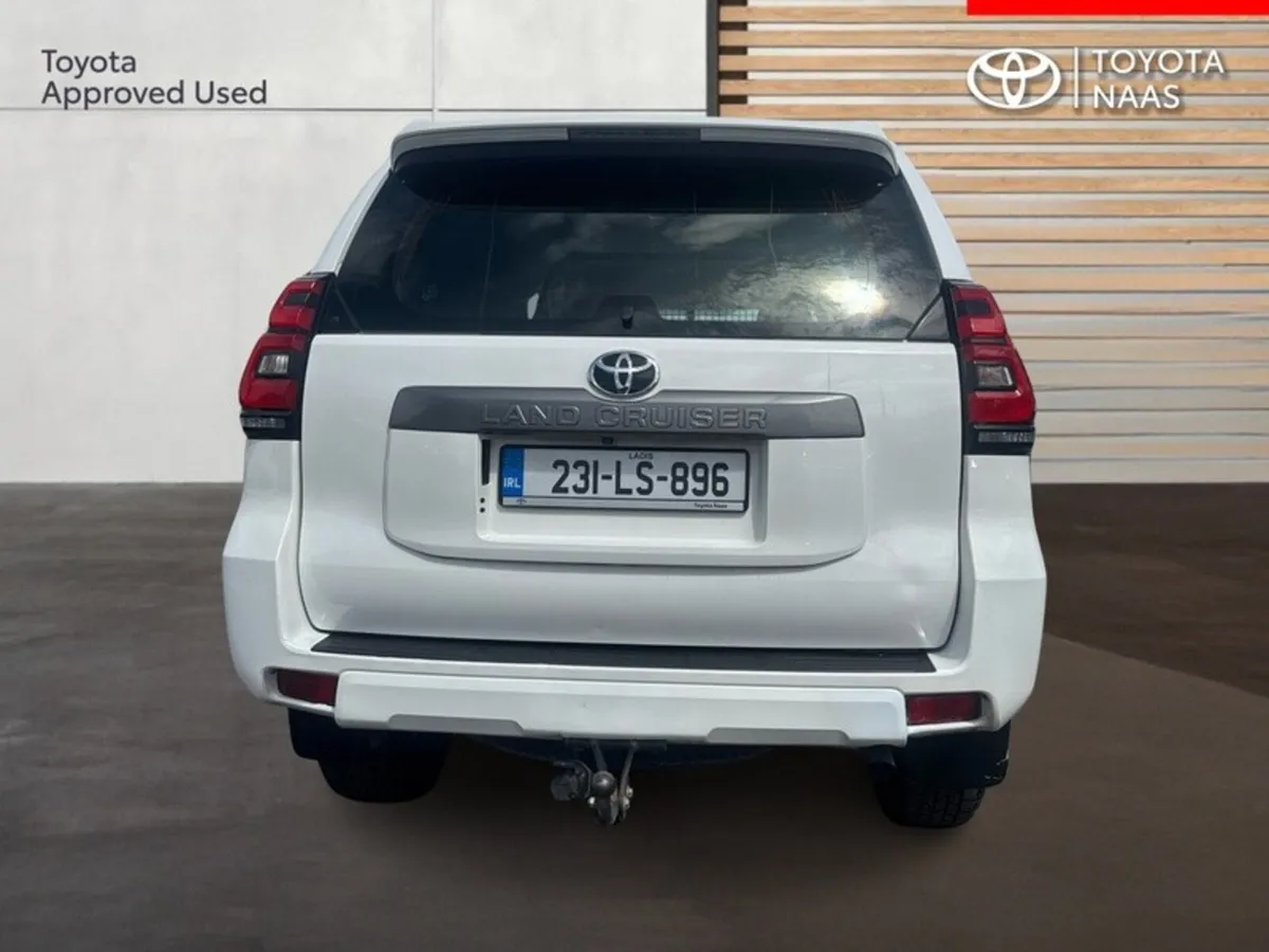 Toyota Land Cruiser LAND CRUISER LWB COMM A/T - Image 4