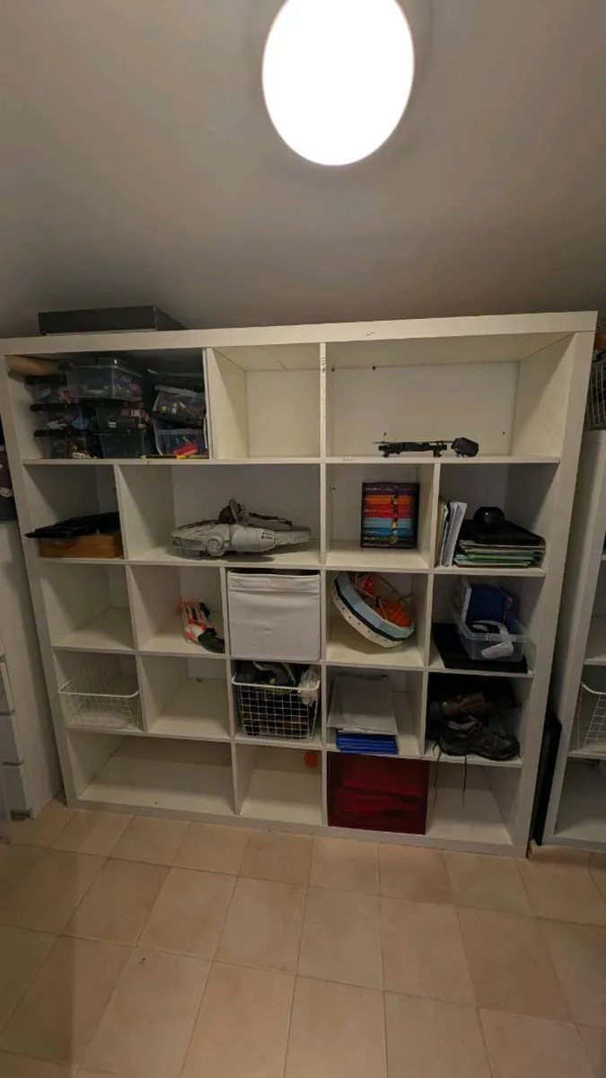 Storage unit
