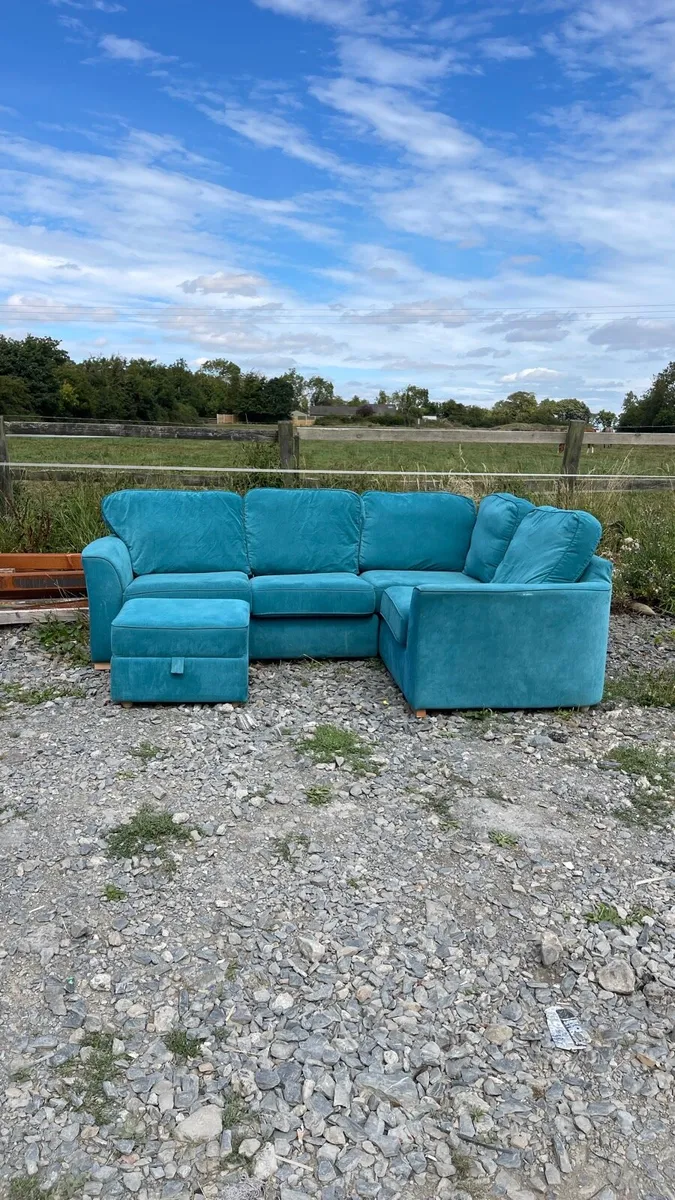 Beautiful corner sofa - Image 3