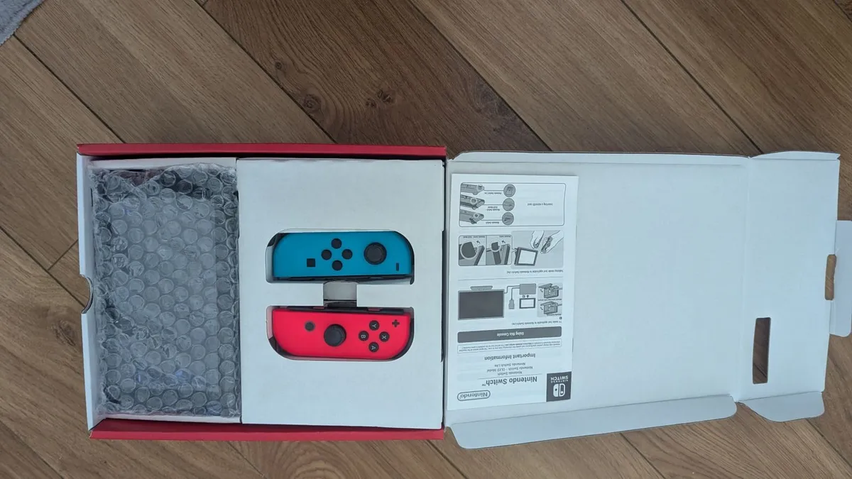 Nintendo Switch - Image 3
