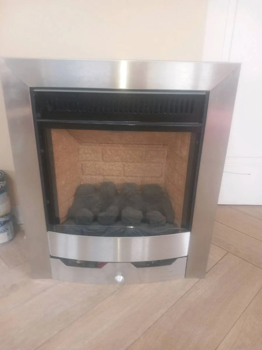 Gas insert stove