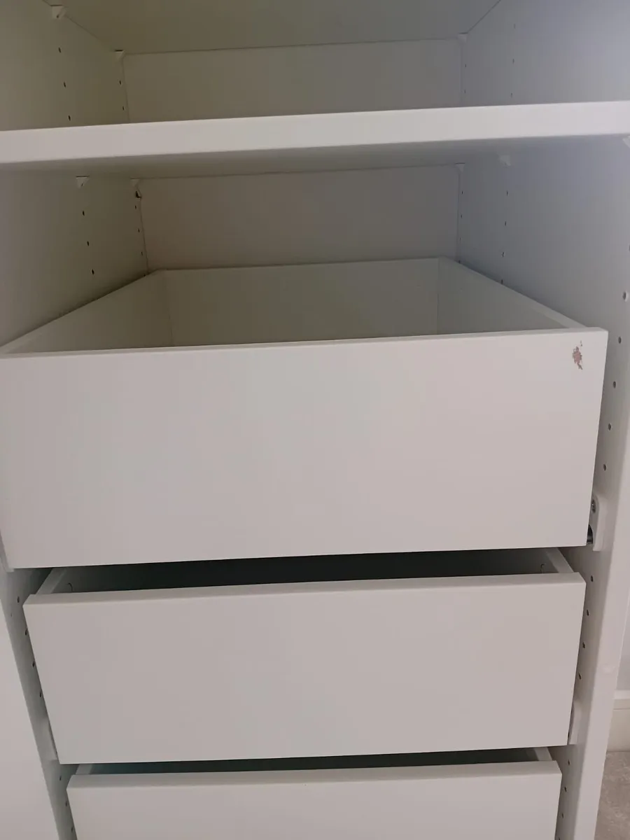 Wardrobe - Image 3