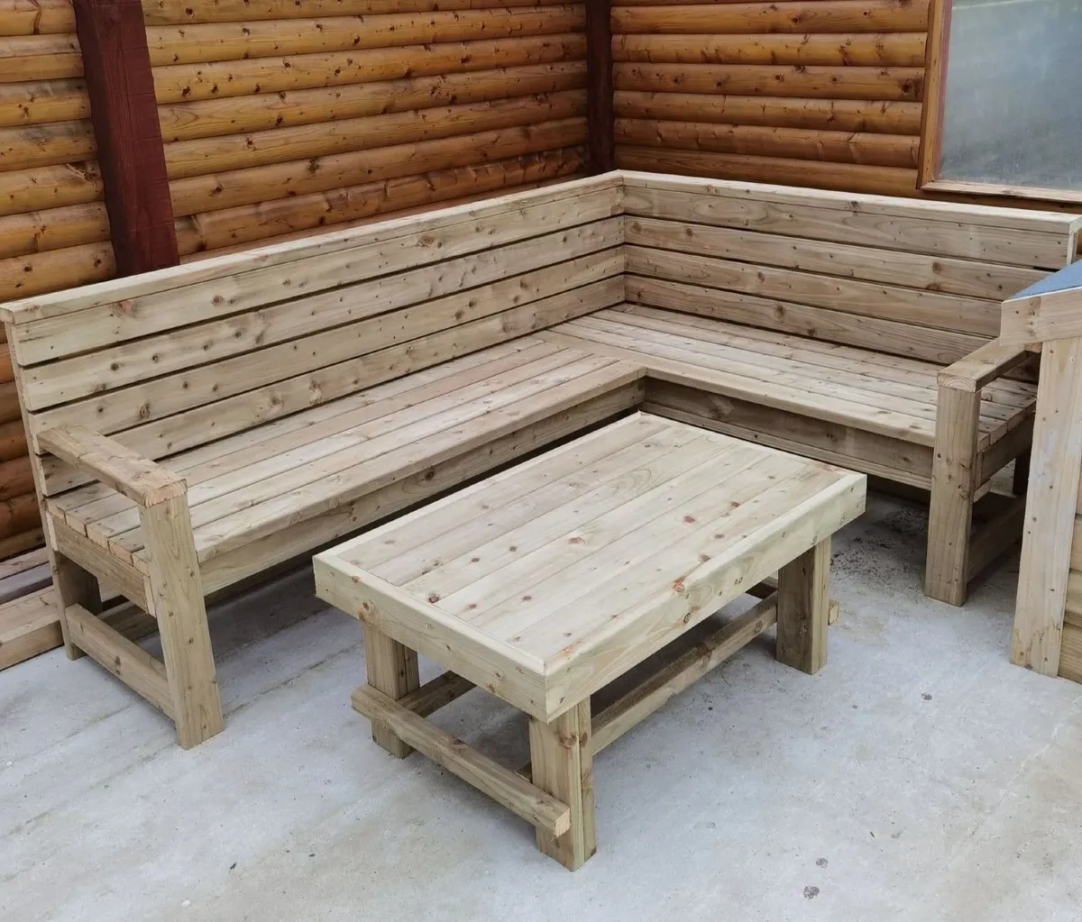 Garden furniture - Image 1