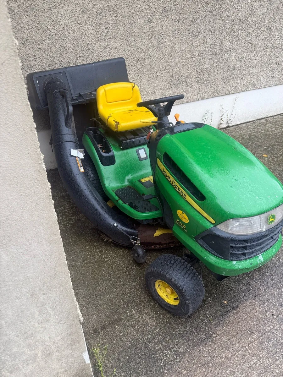 John Deere lawn mower - Image 3