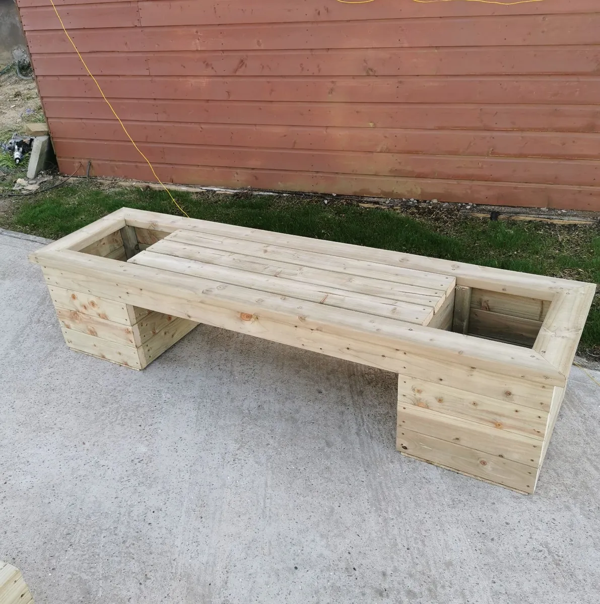 Garden furniture - Image 1