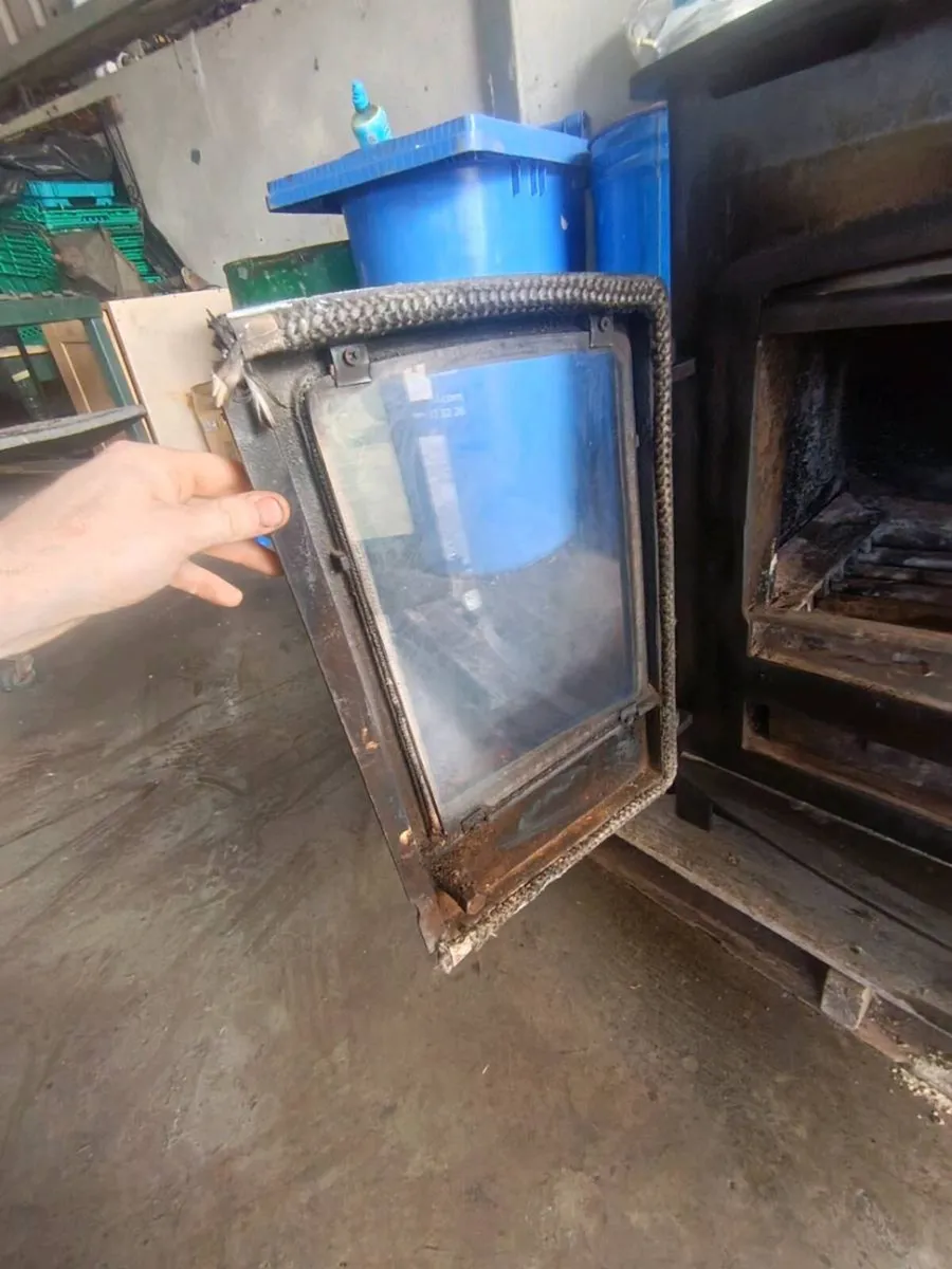 Henley 21kw double door stove - Image 4