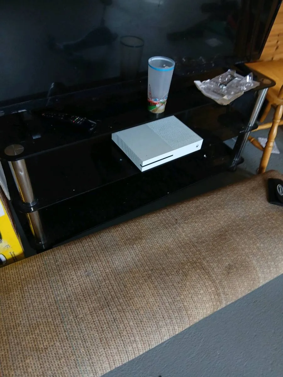 Tv stands - Image 2