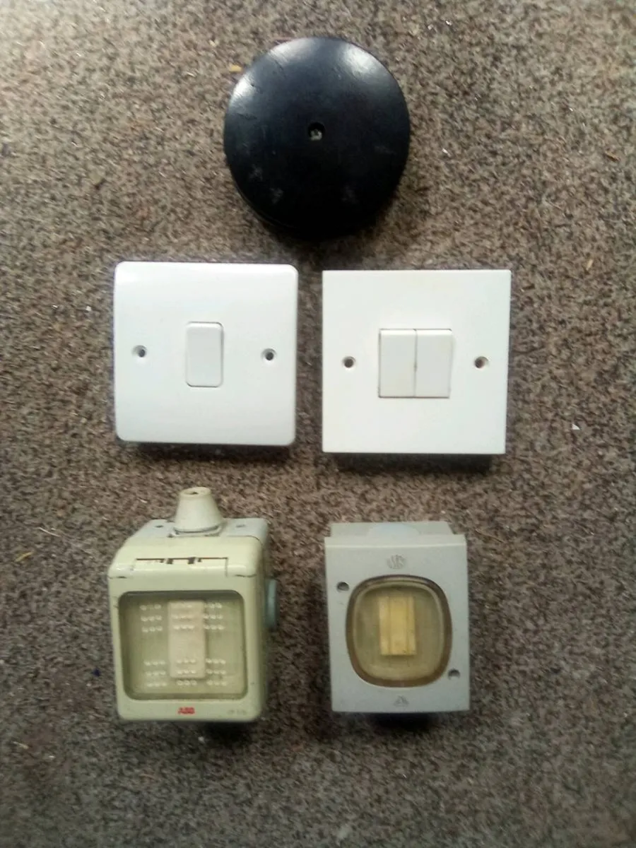 4.  SWITCHES.  AND.  ELECTRICAL.  JOINT.  BOX - Image 1