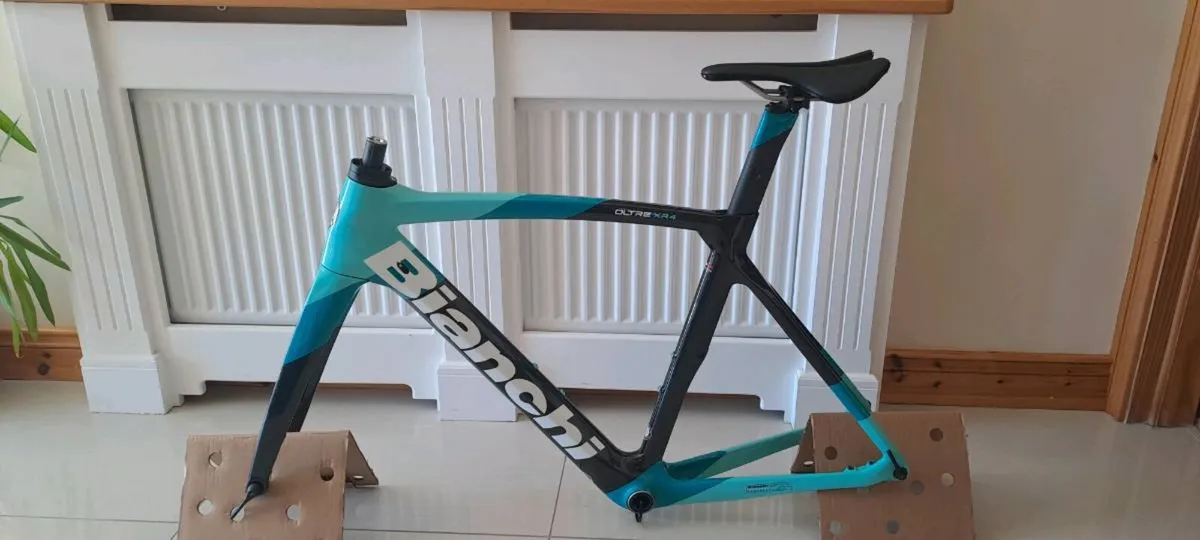 Bianchi oltre xr4 frameset. - Image 2