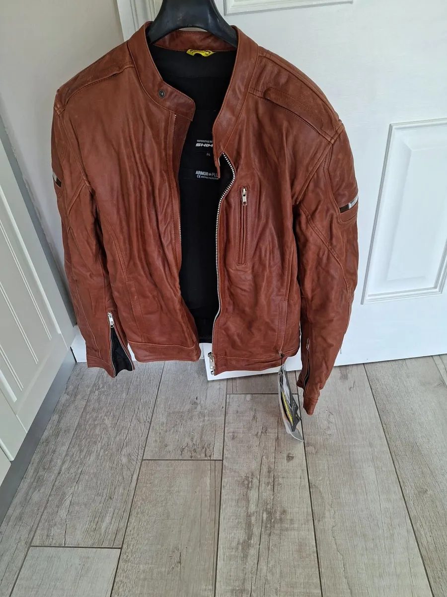 motorcycle jackets and backpack - Image 2