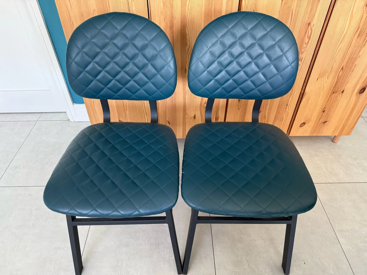 Dining chairs - Image 1