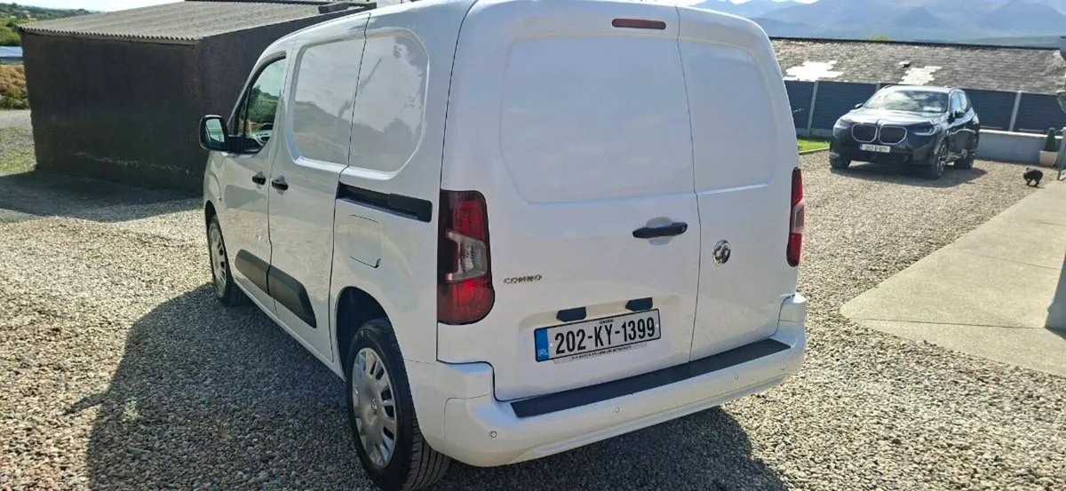 VAUXHALL COMBO 1.5HDI - Image 4