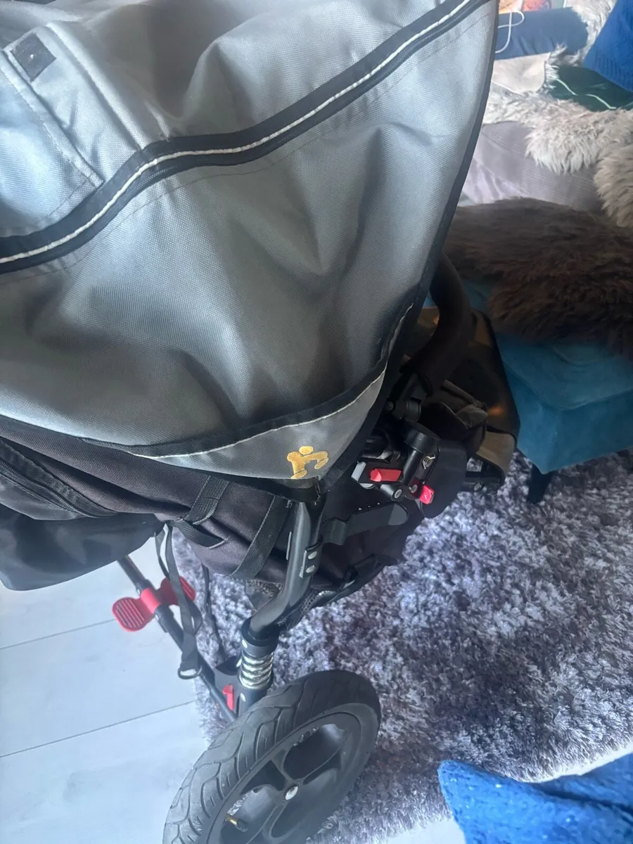 Out n about double nipper v3 - Image 4