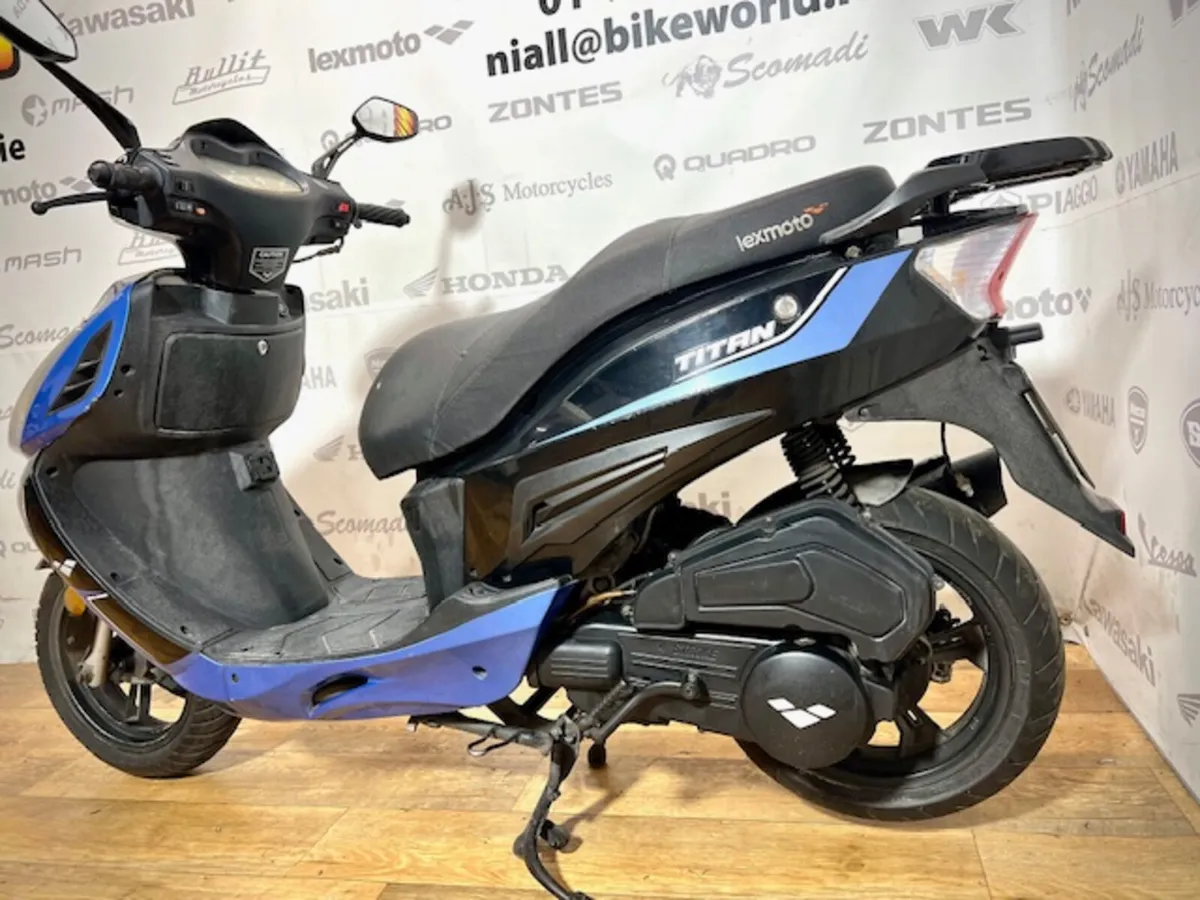 PRE-OWNED Lexmoto Titan 125 2022 - Image 4