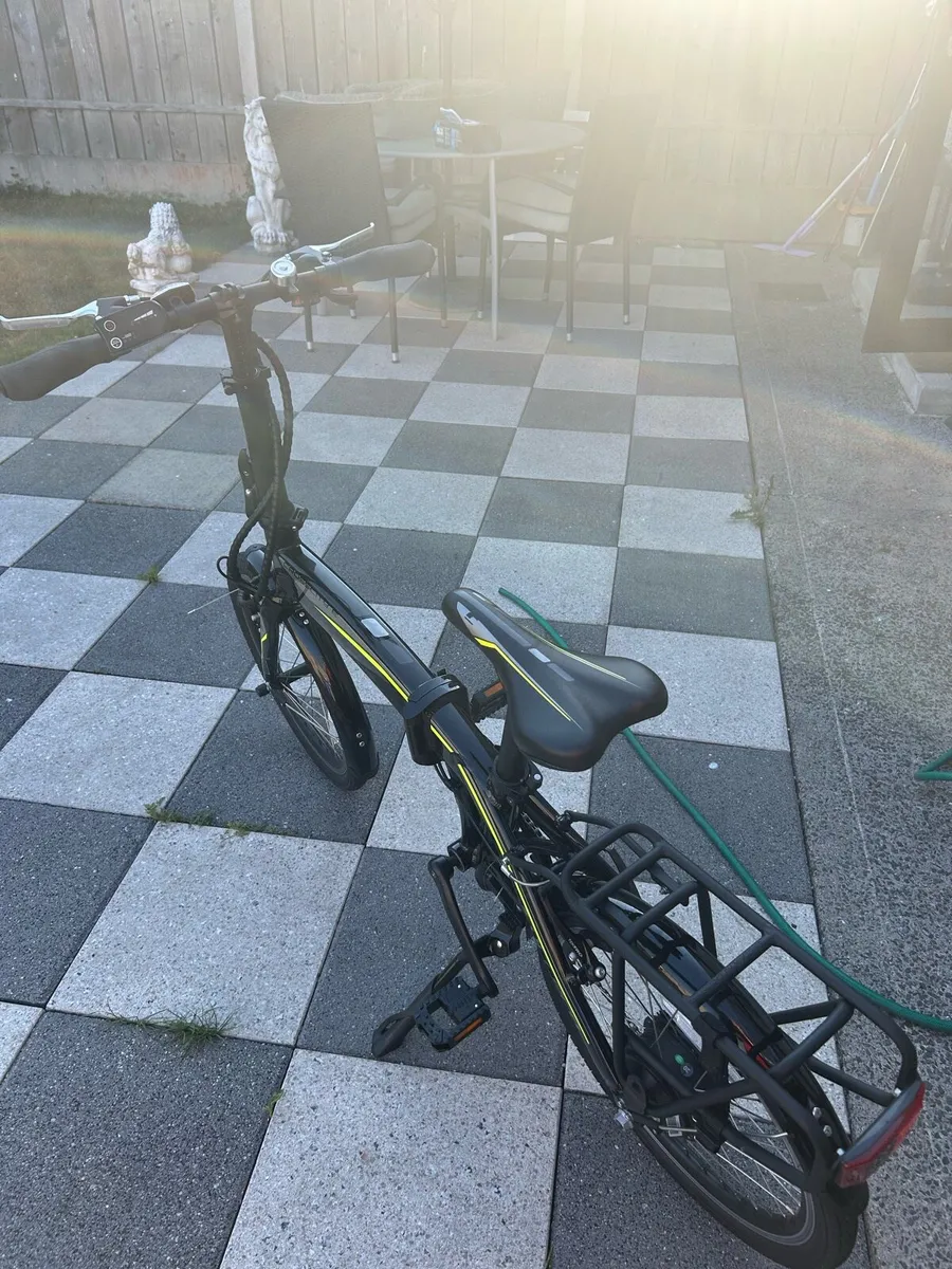 Carrera x city e bike + accessories - Image 3