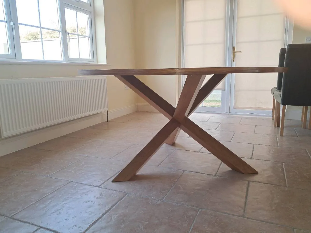 Kitchen table..REDUCED + FREE coffee table - Image 3