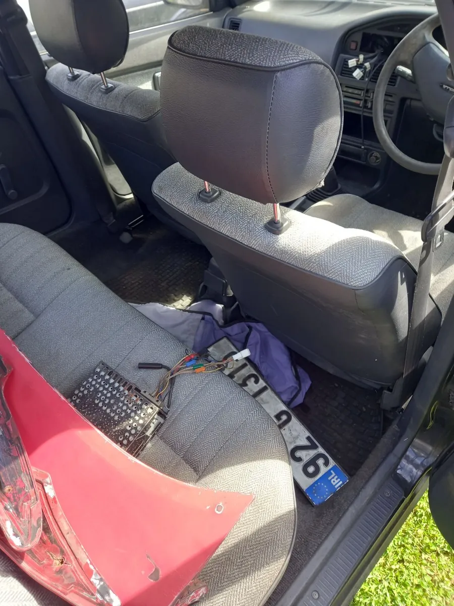 Toyota Sprinter 1992 - Image 3