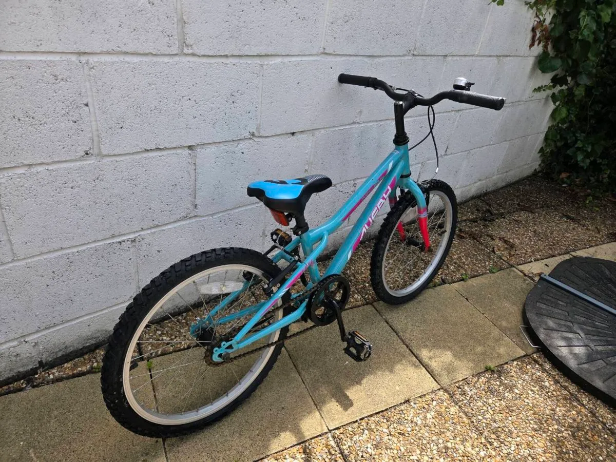 Girls Bicycle - Image 4