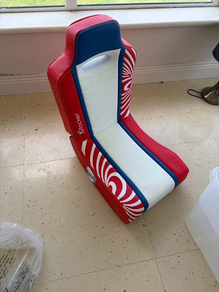 Gaming chair - Image 1