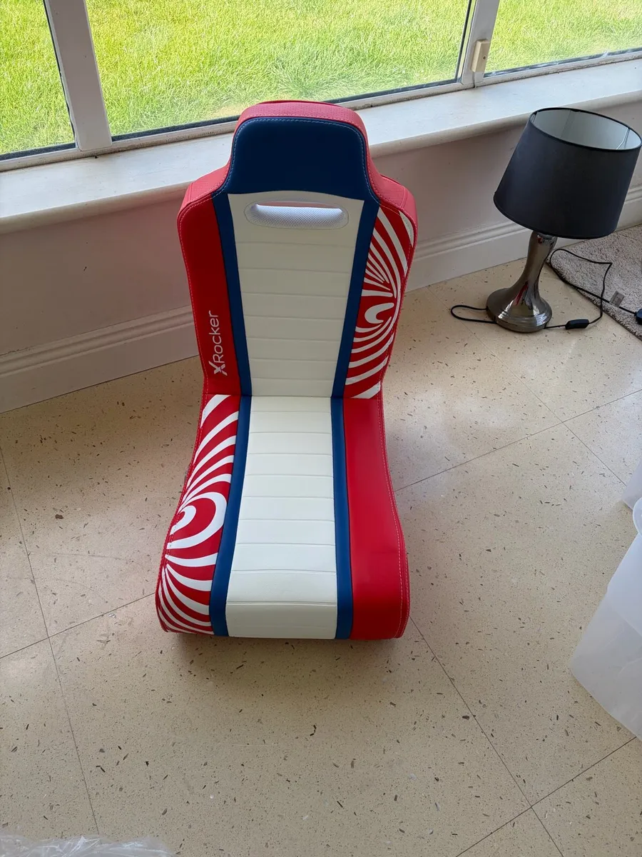 Gaming chair - Image 4