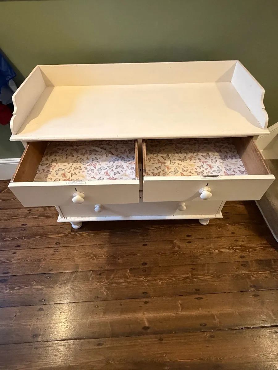 Vintage wooden changing table - Image 3