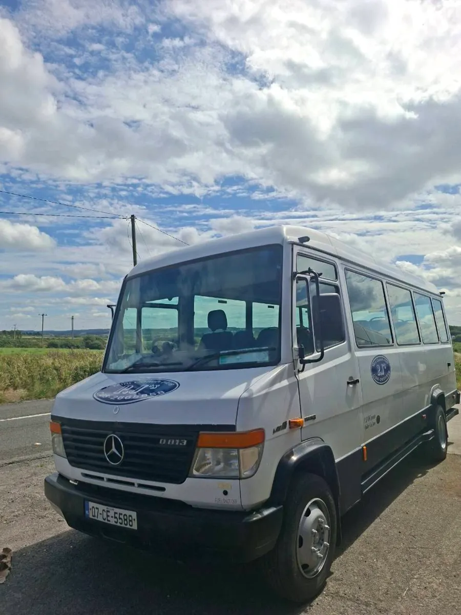 Mercedes various 813 - Image 1