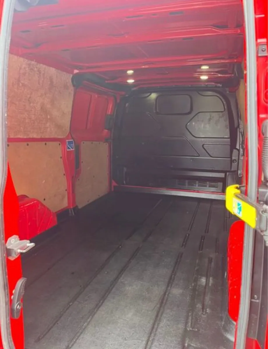 Transit custom lwb - Image 2