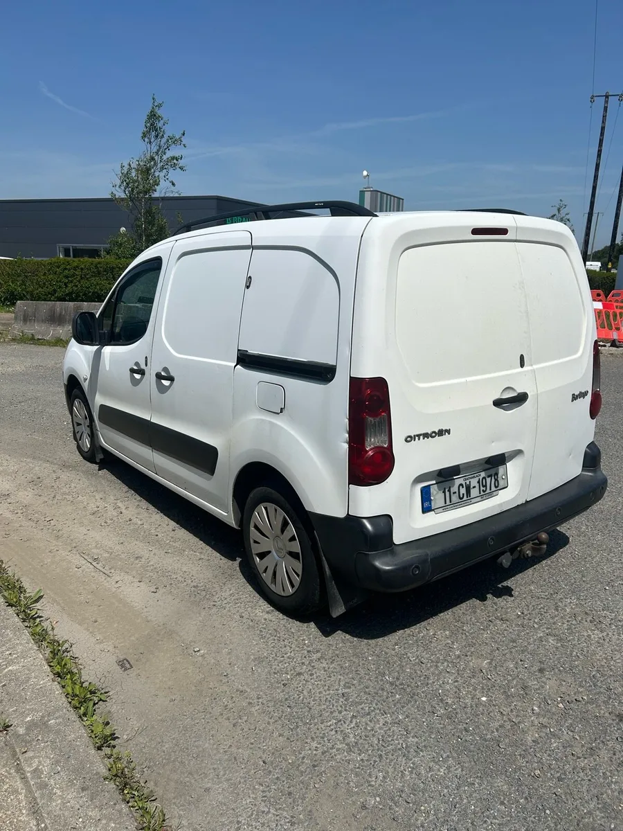 2011 Citroen berlingo 1.6L New D.O.E 8/7/2026 - Image 2