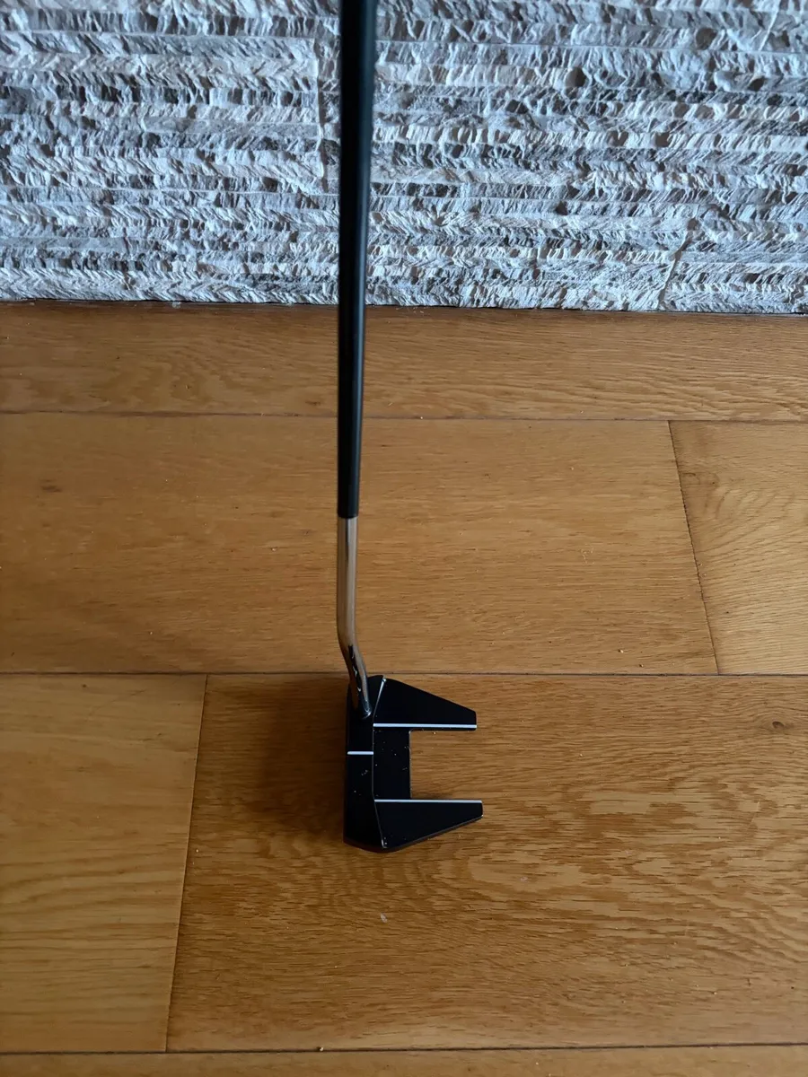 Odyssey Toulon Vegas putter - left handed - Image 1