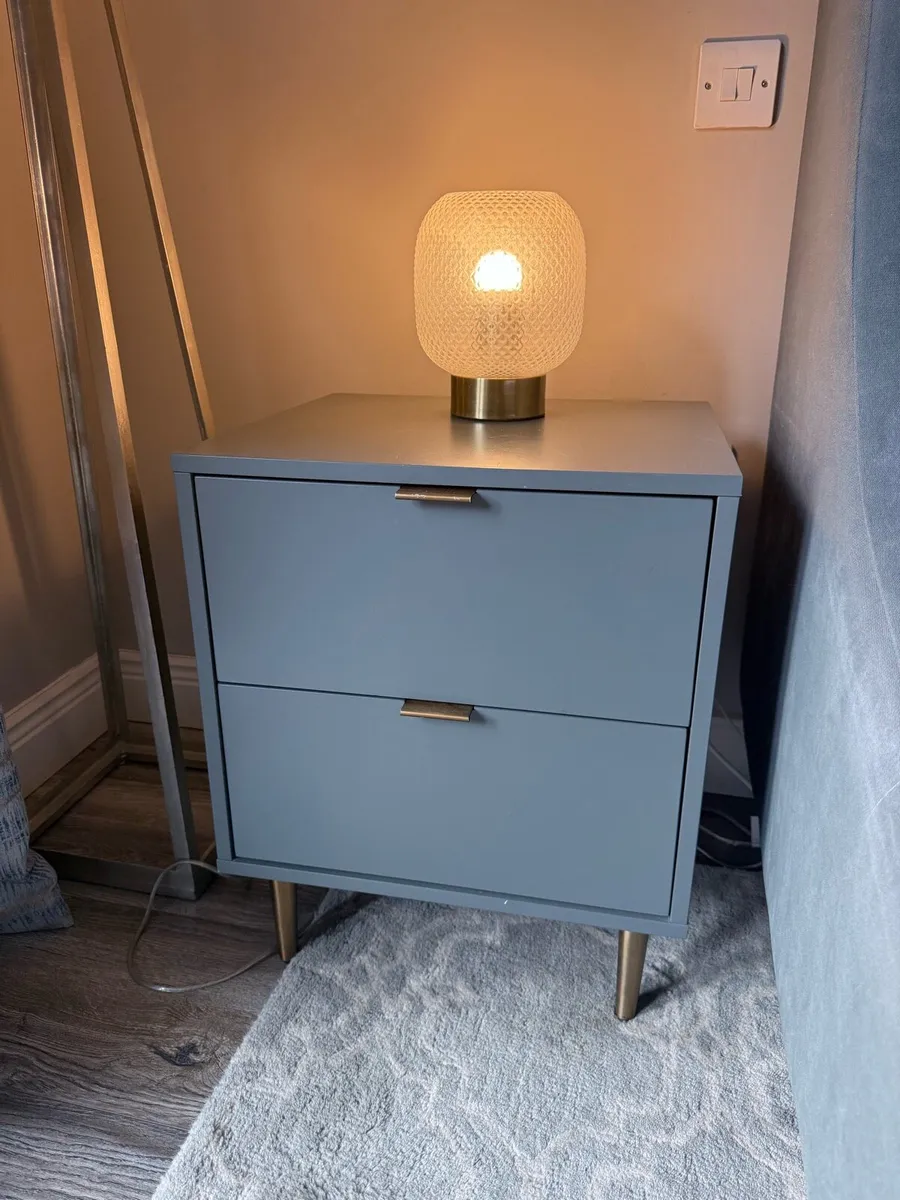 M&S Bedroom Furniture Set - Image 4
