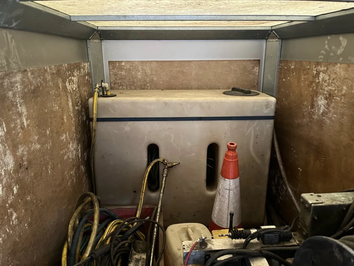 Rioned Jetter in Box Trailer - Image 4