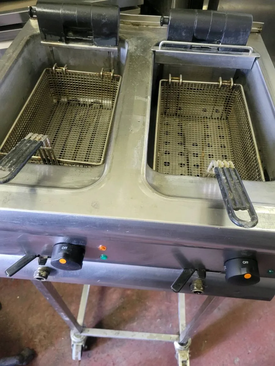 Fryer Electric Counter Top Fryer LINCAT - Image 4