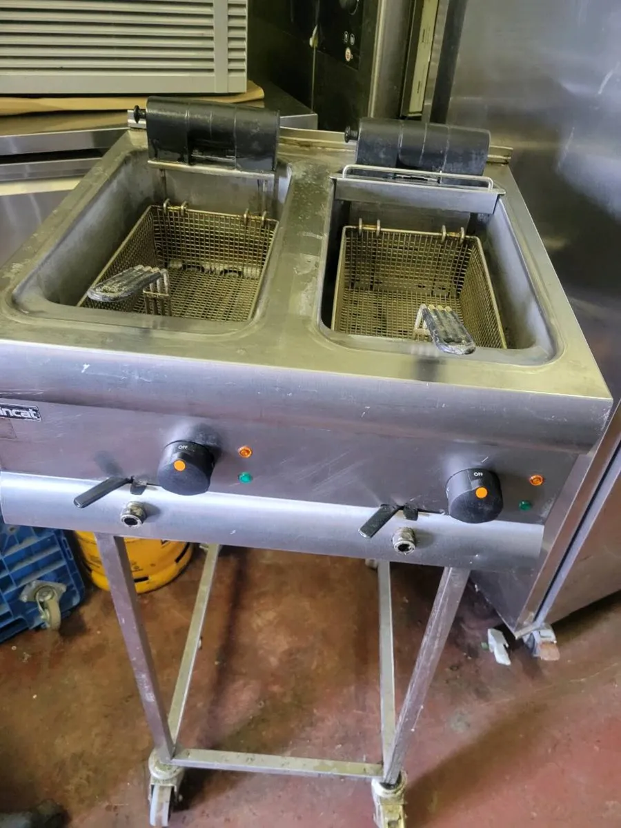 Fryer Electric Counter Top Fryer LINCAT - Image 3