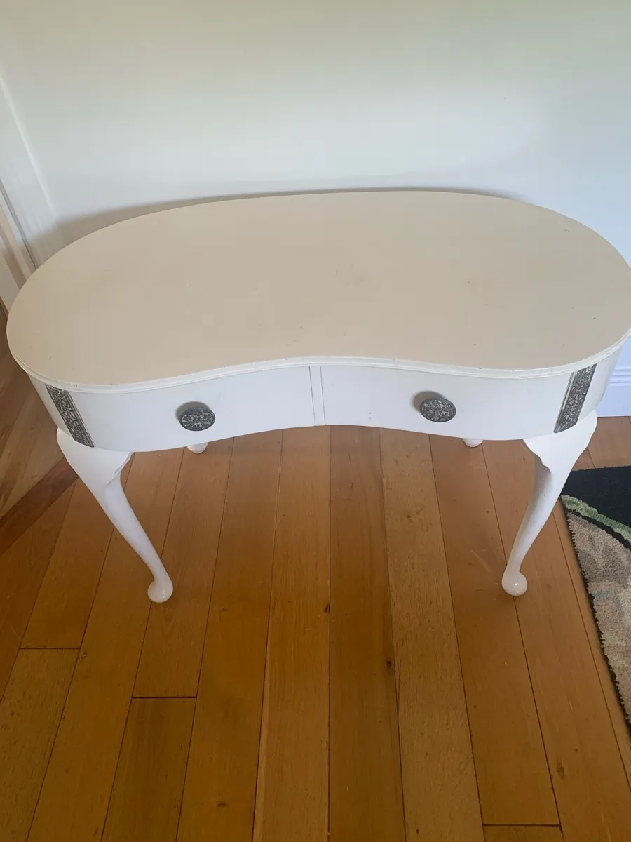 Dressing table (small) - Image 1