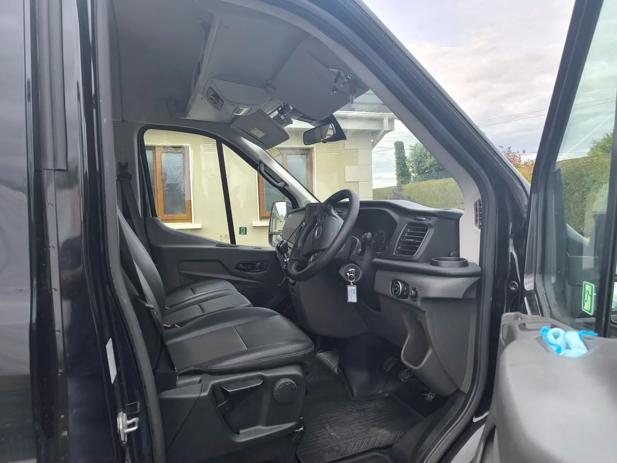 Ford Transit 2023 - Image 2