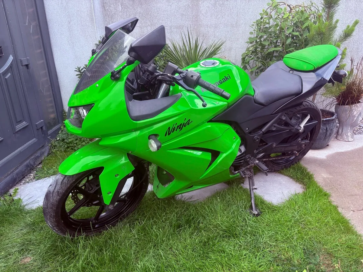 Kawasaki Ninja EX250 - Image 2