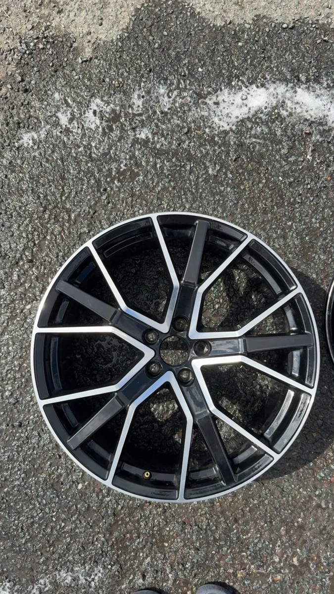 20” Audi style Replica alloys. - Image 1