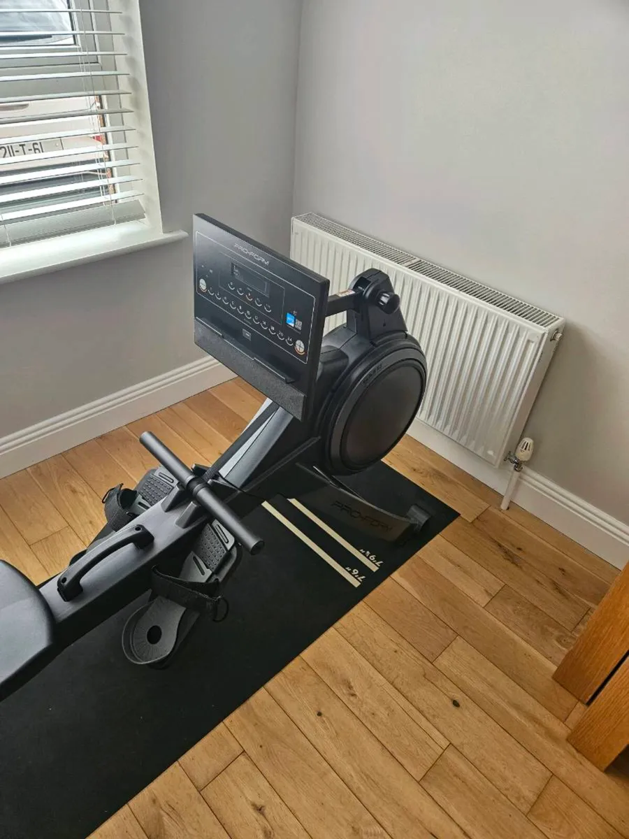 ProForm 750R Rower Rowing Machine - Image 4