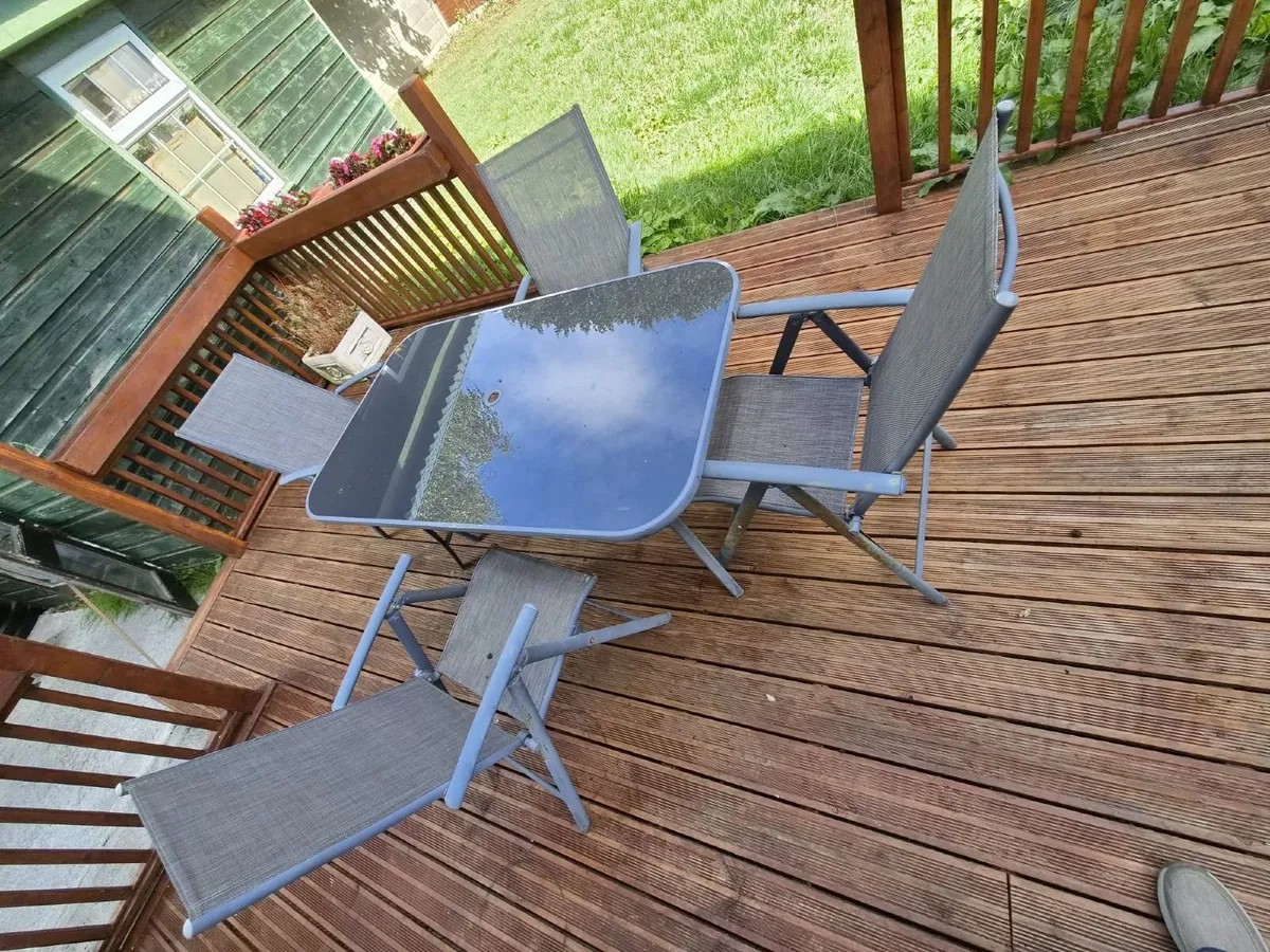 5ft Glass Top Patio Dining Set