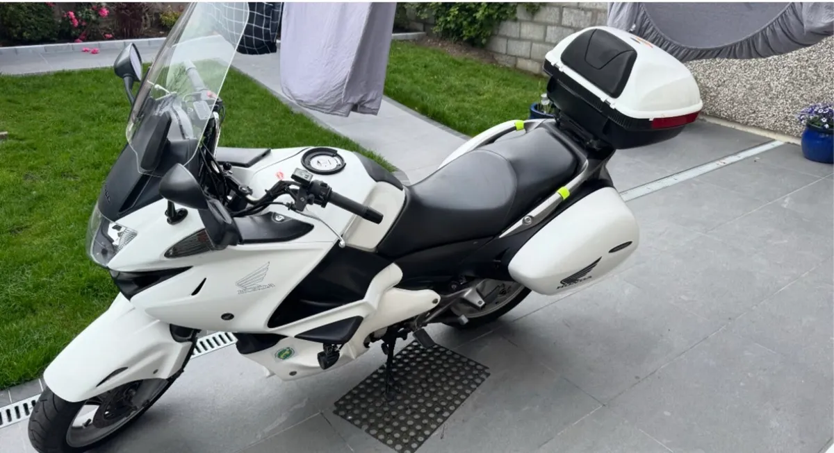 Honda Deauville 700 - Image 2