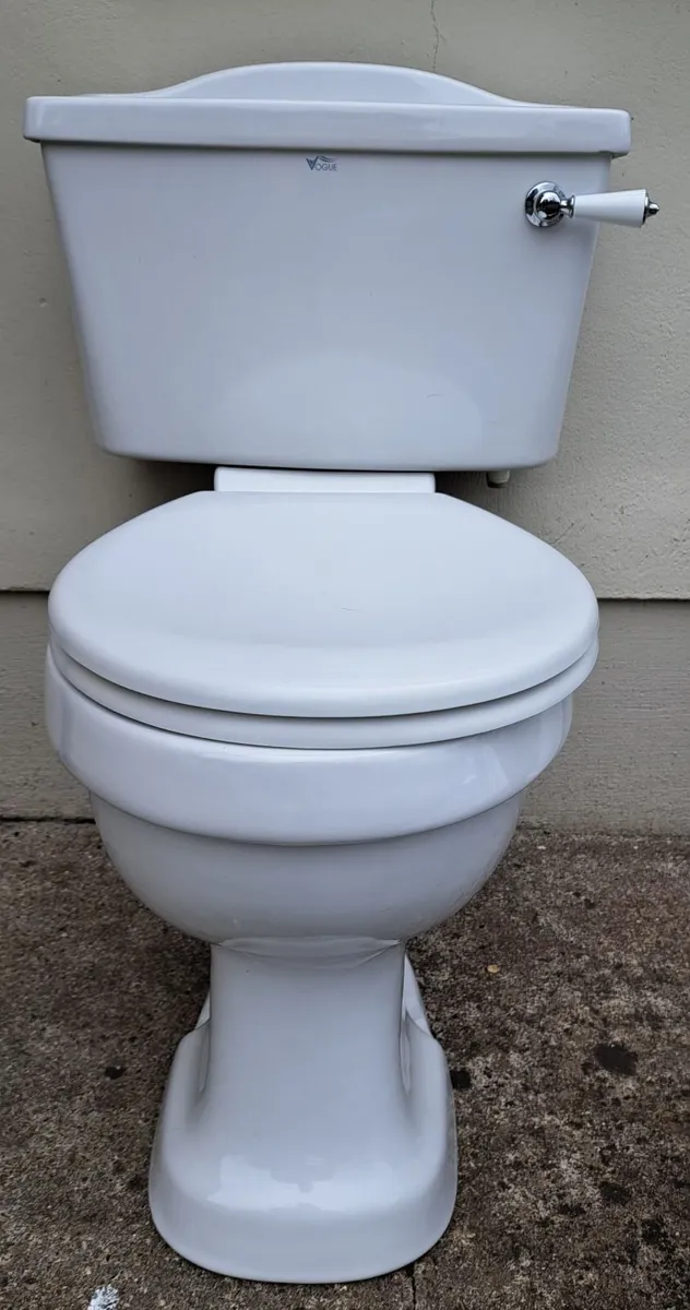 Toilet Handbasin Mirror set - Image 3